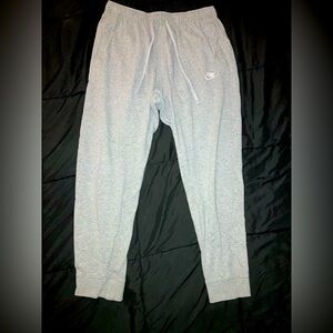 Nike men’s jogger sweatpants